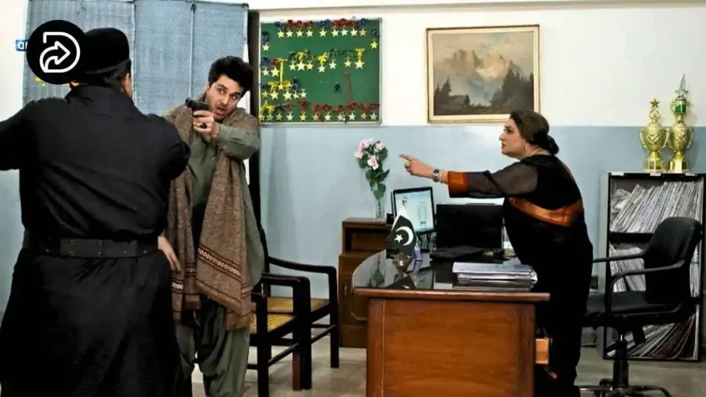 Ahsan Khan as Darkhazai in Meray Humnasheen